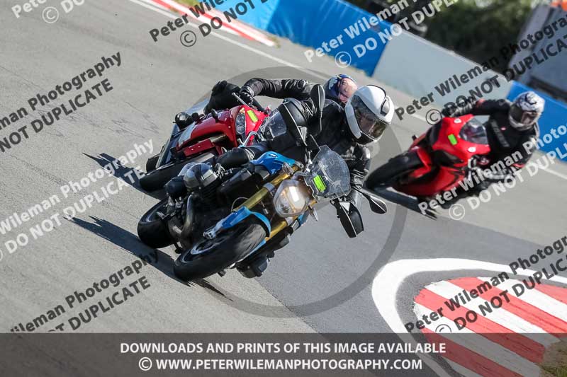 donington no limits trackday;donington park photographs;donington trackday photographs;no limits trackdays;peter wileman photography;trackday digital images;trackday photos